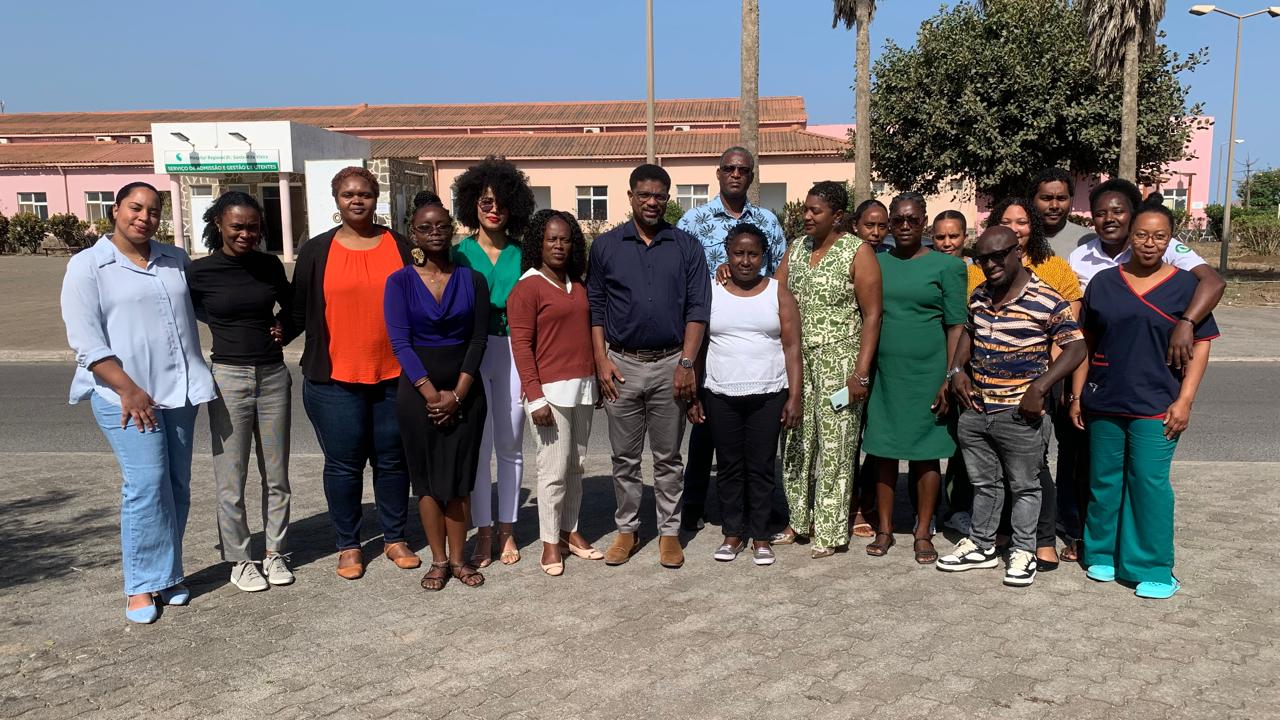 Técnicos de Laboratório de Análises Clínicas da RSSN iniciam formação sobre biossegurança e bioprotecção